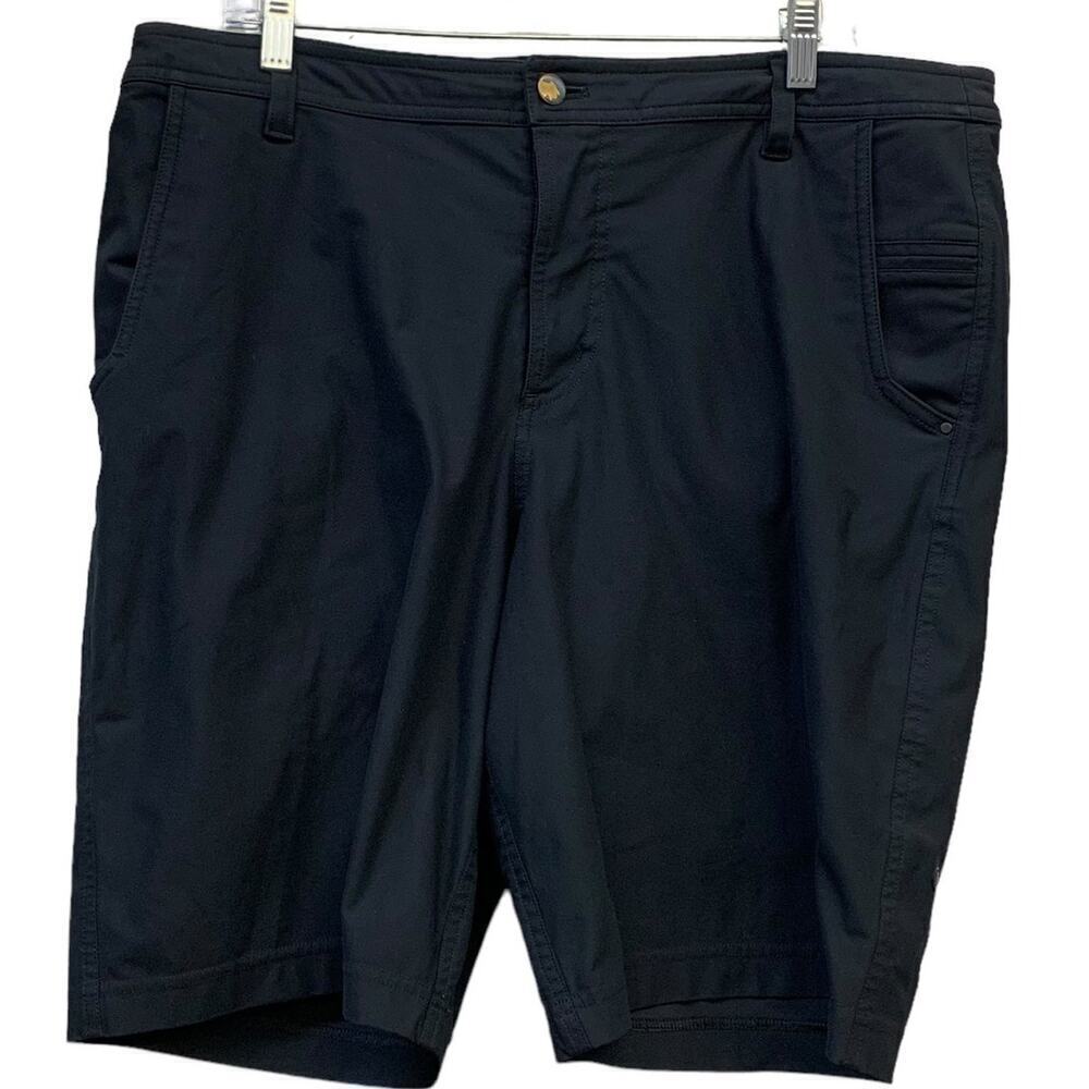 Lululemon Men's Black Shorts SZ 38